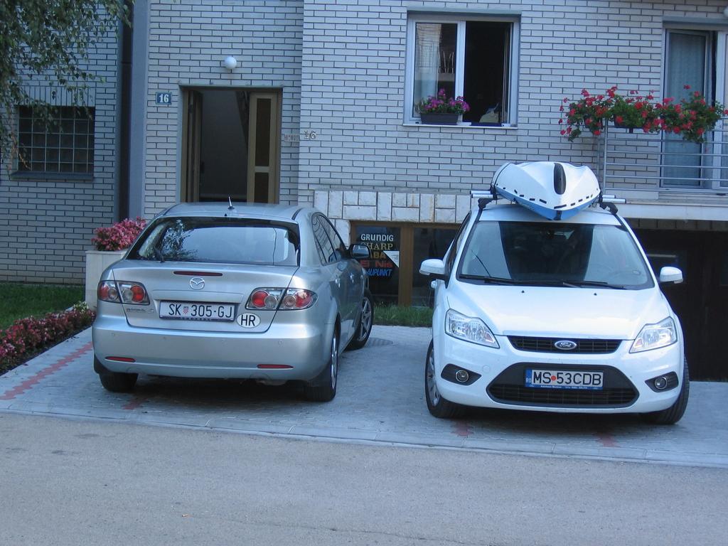 Guest House Boska Pančevo Екстериор снимка
